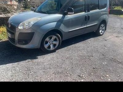 Usata Fiat Doblò 105 CV (77 kW) 2011 Monovolume