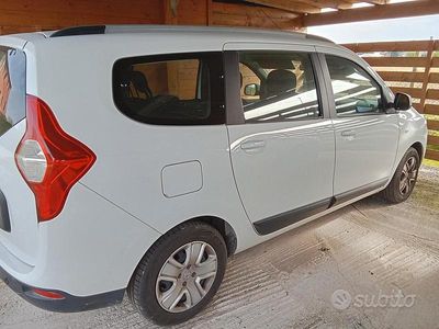 Usata Dacia Lodgy 90 CV (66 kW) 2017 Bianco Monovolume