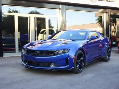 Usata Chevrolet Camaro 340 CV (250 kW) 2020 Blu metallizzato Utilitaria