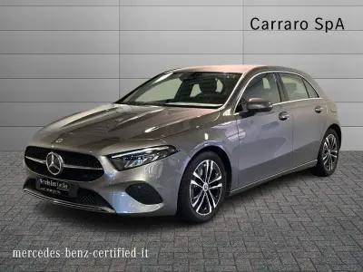 Usata Mercedes A180 Advanced Plus 116 CV (85 kW) 2023 Grigio montagna Berlina