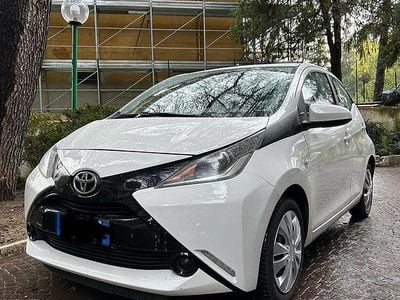 Bianco Usata 2015 Toyota Aygo X-cite Utilitaria | 7500 € (Buon prezzo)