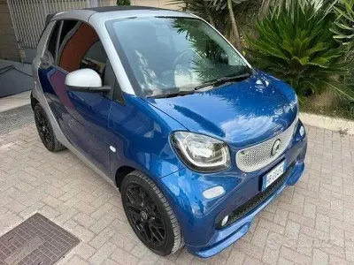Usata Smart ForTwo Cabrio Prime 71 CV (52 kW) 2017 Bluazzurro Cabrio