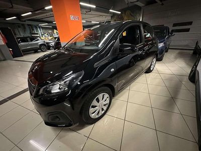 Usata Peugeot 108 Allure 72 CV (52 kW) 2020 Nero Utilitaria
