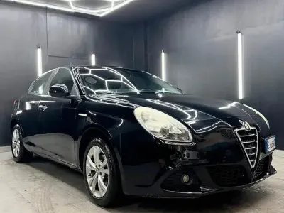 Usata Alfa Romeo Giulietta 120 CV (88 kW) 2011 Nero Utilitaria