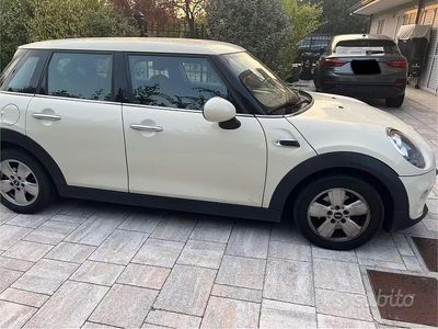 Usata Mini One D 95 CV (69 kW) 2017 Bianco Utilitaria