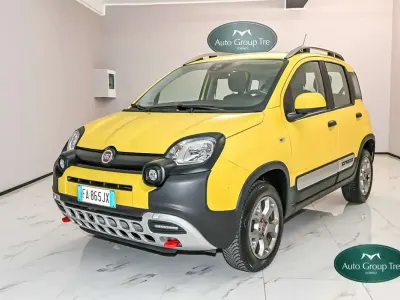 Begagnad Fiat Panda Cross Cross 80 HK (58 kW) 2015 Gul Halvkombi