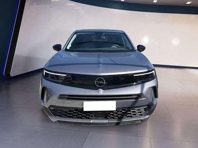 Usata Opel Mokka Elegance 101 CV (74 kW) 2024 Grigio SUV