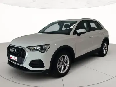 Usata Audi Q3 Business 150 CV (110 kW) 2021 T9 bianco ibis SUV