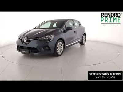 Usata Renault Clio V Intens 101 CV (74 kW) 2023 Grigio scuro Berlina