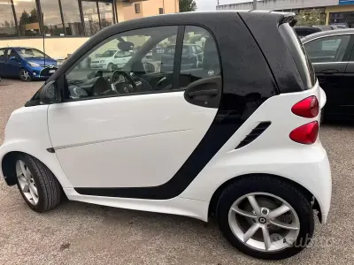 Usata Smart ForTwo Coupé 45 CV (33 kW) 2013 Bianco Coupé
