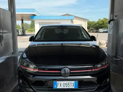 Usata VW Polo 80 CV (58 kW) 2019 Nero Utilitaria