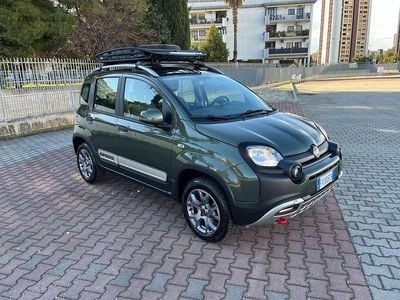 Verde Usata 2019 Fiat Panda Cross Cross Utilitaria | 12.900 € (Buon prezzo)