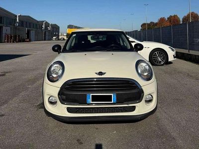 Usata Mini ONE 75 CV (55 kW) 2015 Beige Utilitaria