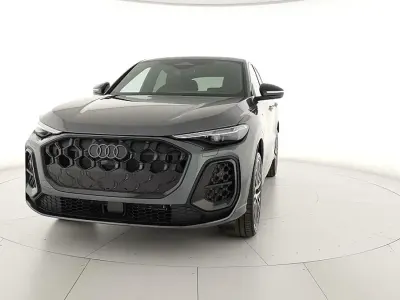Nuova Audi Q5 Sportback S-Line 204 CV (150 kW) 2026 Grigio SUV