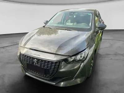Usata Peugeot 208 Allure 101 CV (74 kW) 2023 Grigio platino Utilitaria