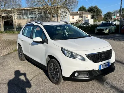 Usata Peugeot 2008 Allure 83 CV (61 kW) 2019 Bianco SUV