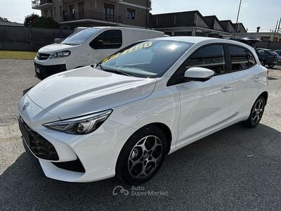 Nuova MG MG3 Luxury 194 CV (142 kW) 2025 Dover white Utilitaria