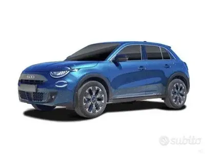 Nuova Fiat 600E Red 114 kW (156 CV) 2026 Rosso SUV
