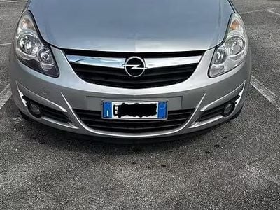 Usata Opel Corsa 80 CV (58 kW) 2010 Grigio Utilitaria