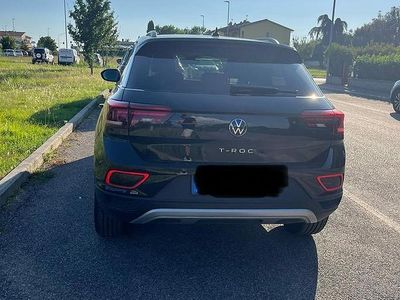 Usata VW T-Roc Life 116 CV (85 kW) 2024 Nero SUV