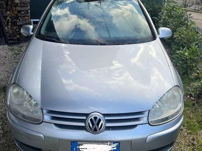 Usata VW Golf IV 101 CV (74 kW) 2002 Berlina