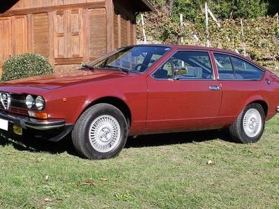 Usata Alfa Romeo Alfetta 131 CV (96 kW) 1981 Rosso veneziano Berlina