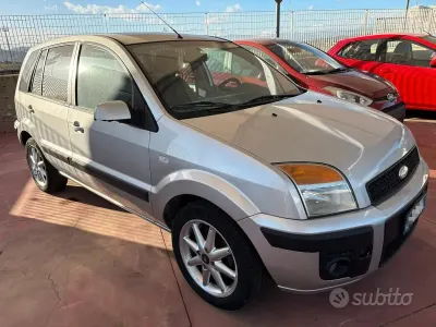 Usata Ford Fusion Collection 68 CV (50 kW) 2008 Nero Utilitaria