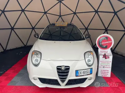 Usata Alfa Romeo MiTo Distinctive 95 CV (69 kW) 2011 Beige Utilitaria