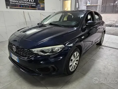 Usata Fiat Tipo 95 CV (69 kW) 2018 Bluazzurro Berlina