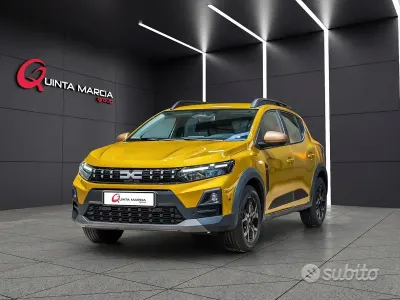 Neu Dacia Sandero Stepway 122 PS (89 kW) 2026 Limousine
