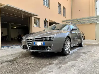 Usata Alfa Romeo 159 170 CV (125 kW) 2009 Grigio Station wagon