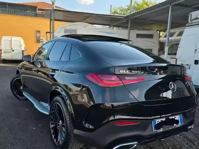 Usata Mercedes GLC300 258 CV (189 kW) 2025 Nero SUV