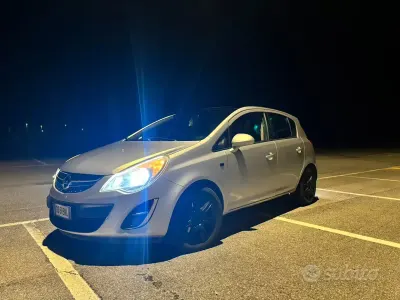 Usata Opel Corsa 90 CV (66 kW) 2008 Grigio Utilitaria