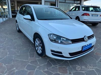 Usata VW Golf VII Executive 110 CV (80 kW) 2015 Bianco Berlina