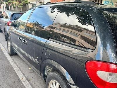 Usata Chrysler Grand Voyager 2002 Nero Monovolume