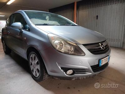 Usata Opel Corsa 80 CV (58 kW) 2008 Grigio Utilitaria