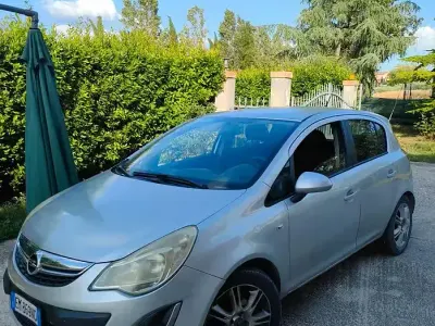 Usata Opel Corsa 2010 Grigio Utilitaria
