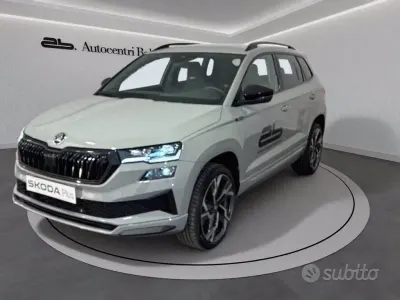 Usata Skoda Karoq SportLine 150 CV (110 kW) 2025 Grigio SUV