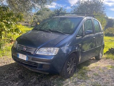 Usata Fiat Idea 69 CV (50 kW) 2004 Blu Monovolume
