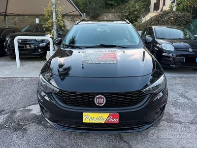 Usata Fiat Tipo Lounge 120 CV (88 kW) 2019 Nero Station wagon