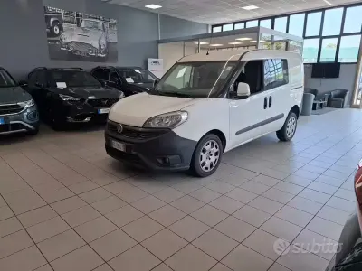 Usata Fiat Doblò 135 CV (99 kW) 2016 Bianco Monovolume