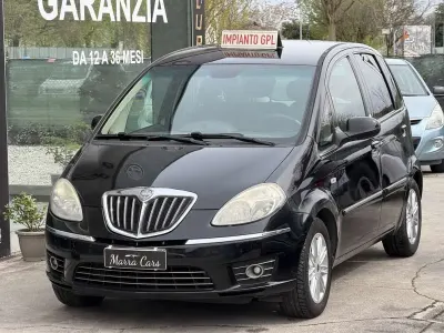 Usata Lancia Musa 77 CV (56 kW) 2009 Nero Monovolume