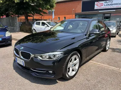 Usata BMW 320 Gran Turismo Luxury Line 190 CV (139 kW) 2018 Nero Berlina