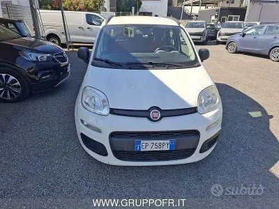 Usata Fiat Panda Easy 70 CV (51 kW) 2013 Bianco Utilitaria