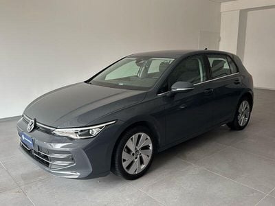 Usata VW Golf VIII Style 150 CV (110 kW) 2025 Grigio Utilitaria