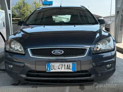 Usata Ford Focus Style 90 CV (66 kW) 2007 Bluazzurro Station wagon
