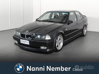 Usata BMW 320 Efficient Dynamics 150 CV (110 kW) 1992 Nero Berlina