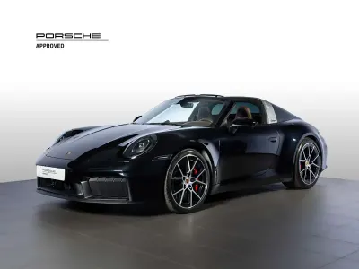 Usata Porsche 992 541 CV (397 kW) 2024 Nero jet metallizzato Cabrio