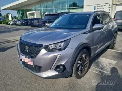 Usata Peugeot 2008 Allure 131 CV (96 kW) 2021 Grigio SUV