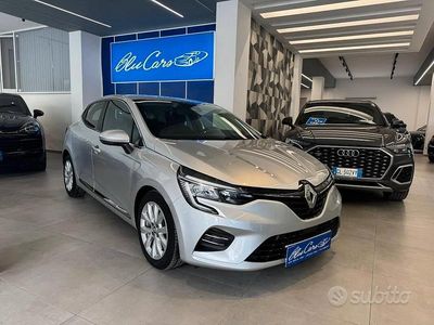 Usata Renault Clio V Intens 90 CV (66 kW) 2022 Grigio Berlina